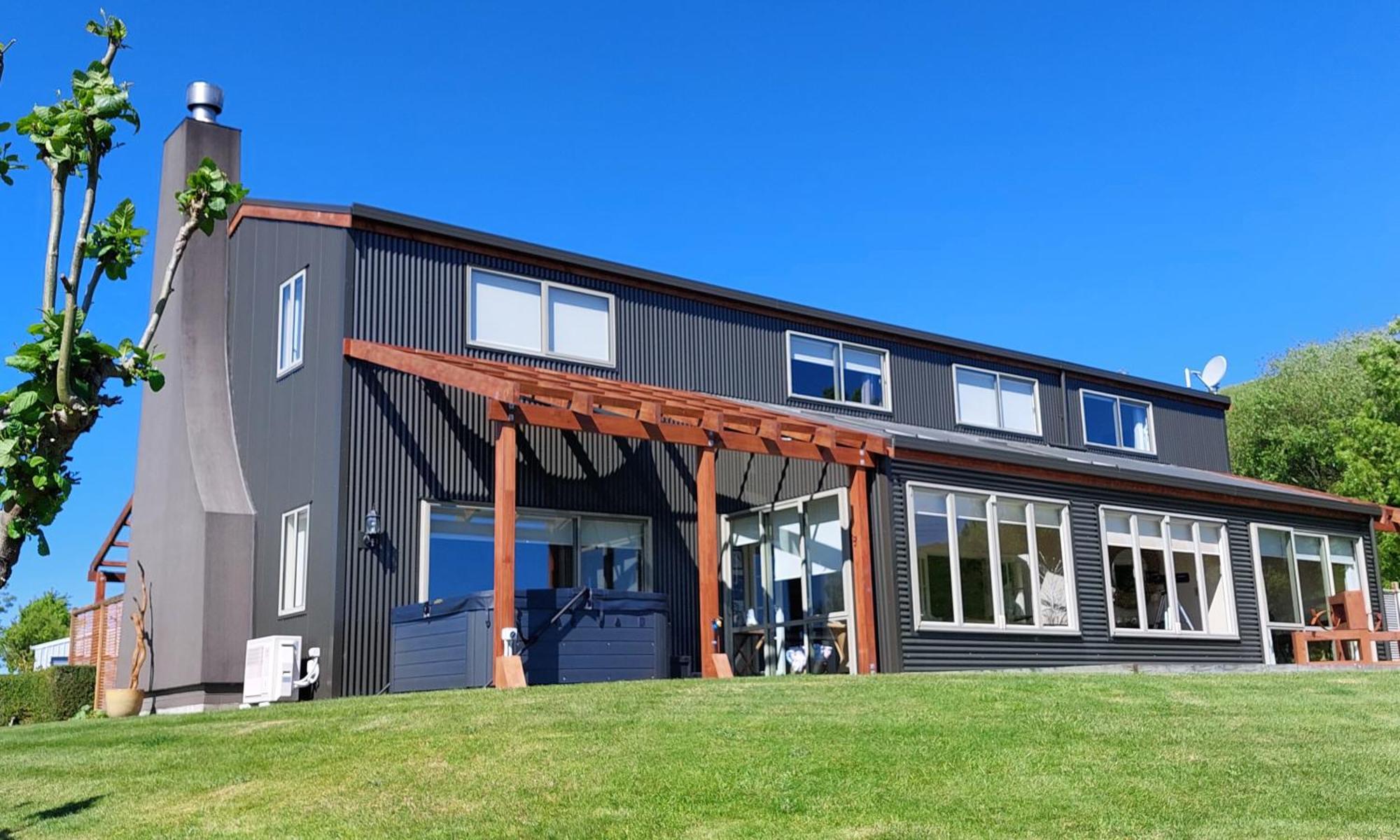 Country Lodge Kinloch Таупо Екстериор снимка
