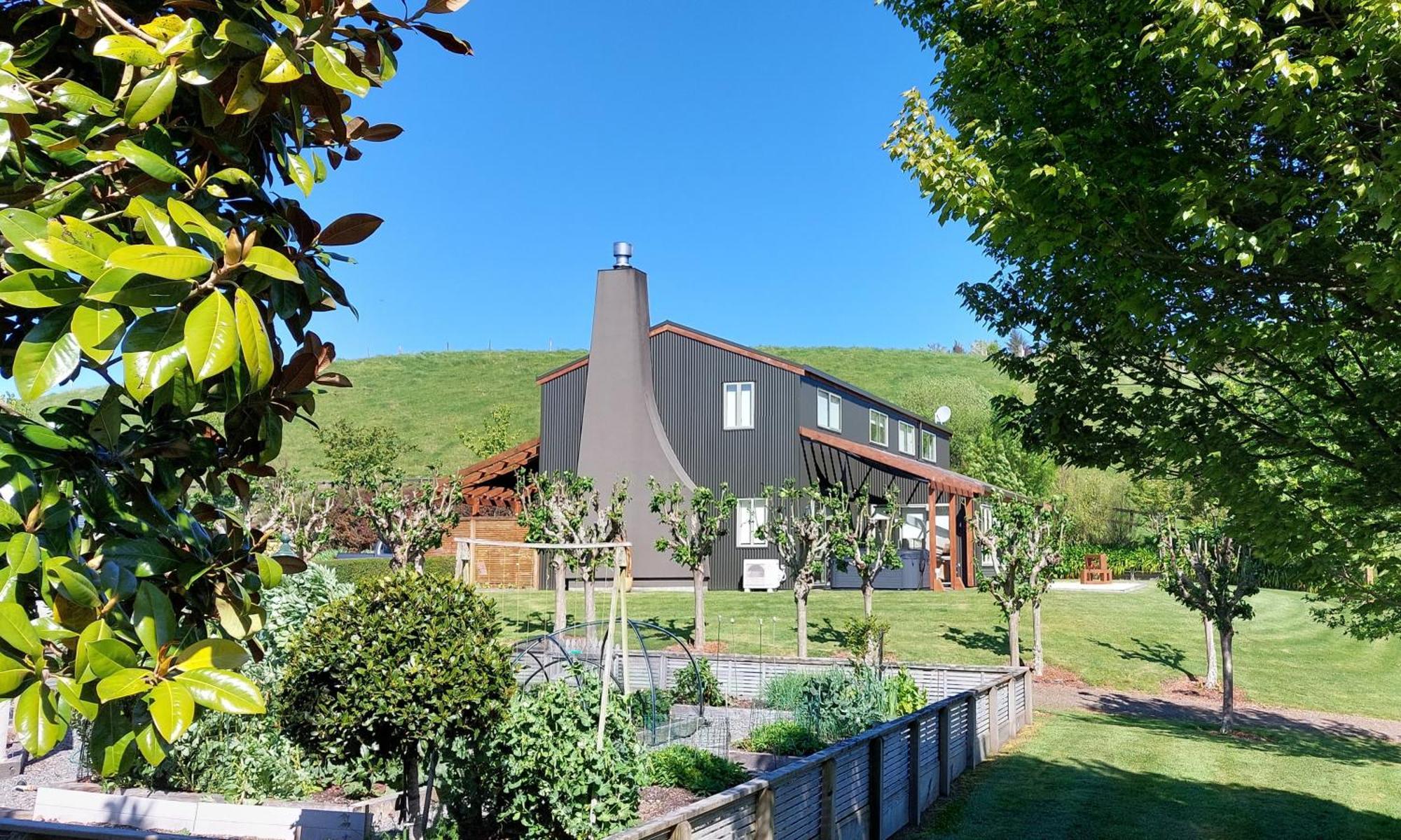 Country Lodge Kinloch Таупо Екстериор снимка
