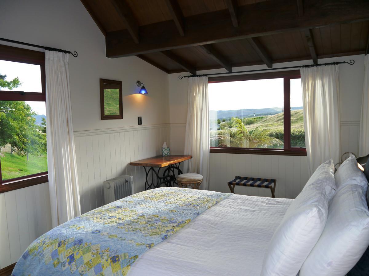 Country Lodge Kinloch Таупо Екстериор снимка