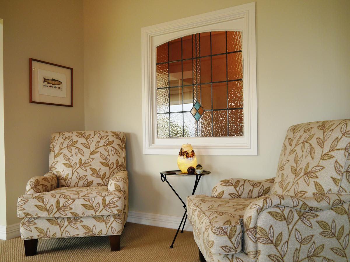 Country Lodge Kinloch Таупо Екстериор снимка