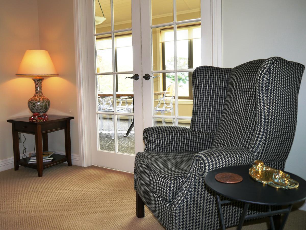 Country Lodge Kinloch Таупо Екстериор снимка